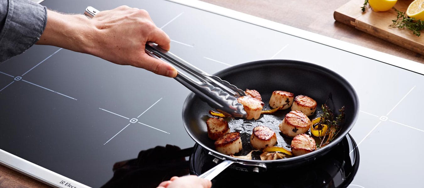 induction range cookware