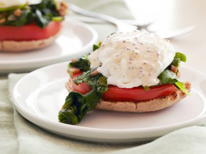 Healthy-Kale-and-Tomato-Eggs-Benedict_s4x3.jpg.rend.sni12col.landscape.jpeg