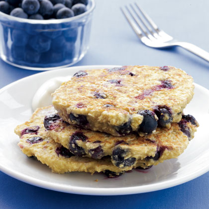 blueberry-pancakes-maple-1991442-x.jpg