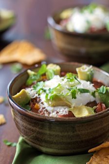 healthy-slow-cooker-chili-recipe-football-tailgate-2