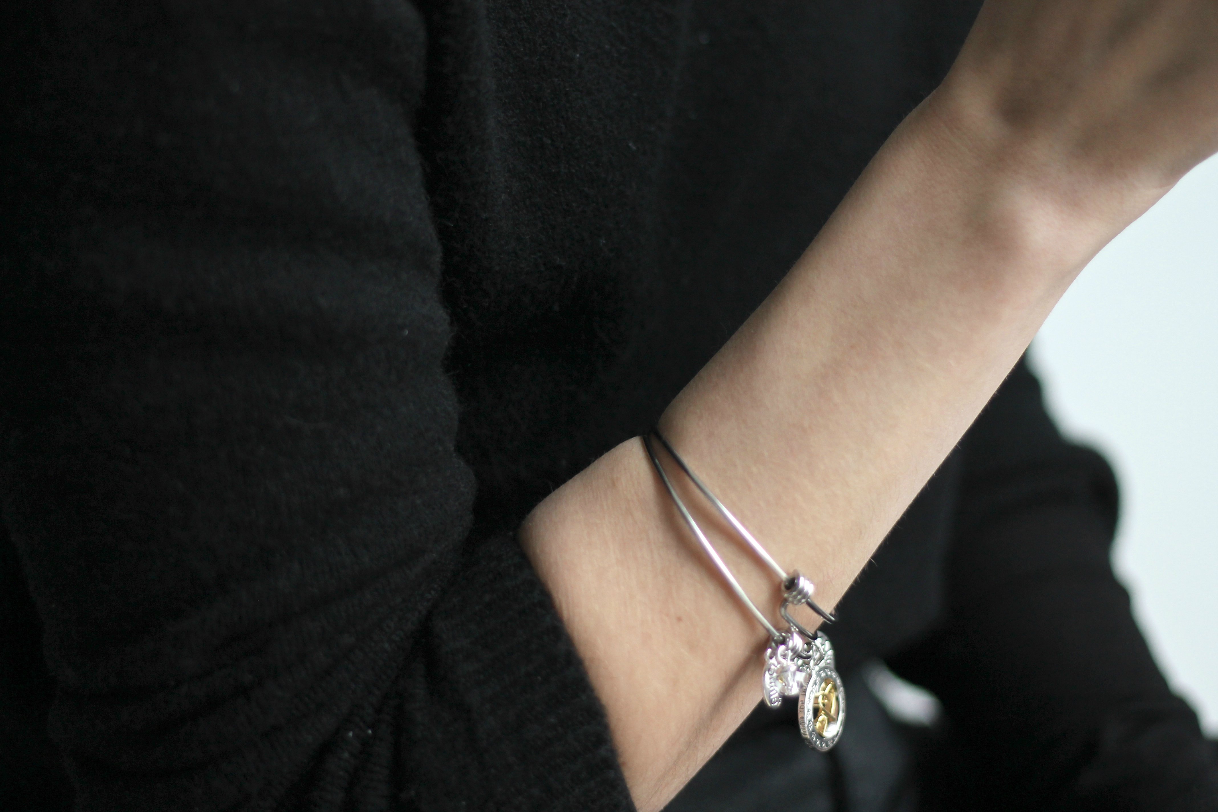silver-bracelet-best-buy-charms-gift-1