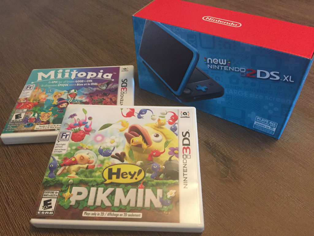 New Nintendo 2DS XL box