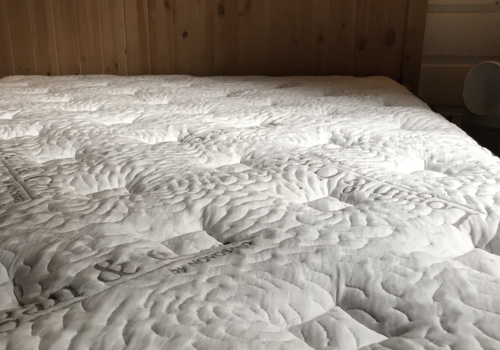 Logan & Cove mattress review