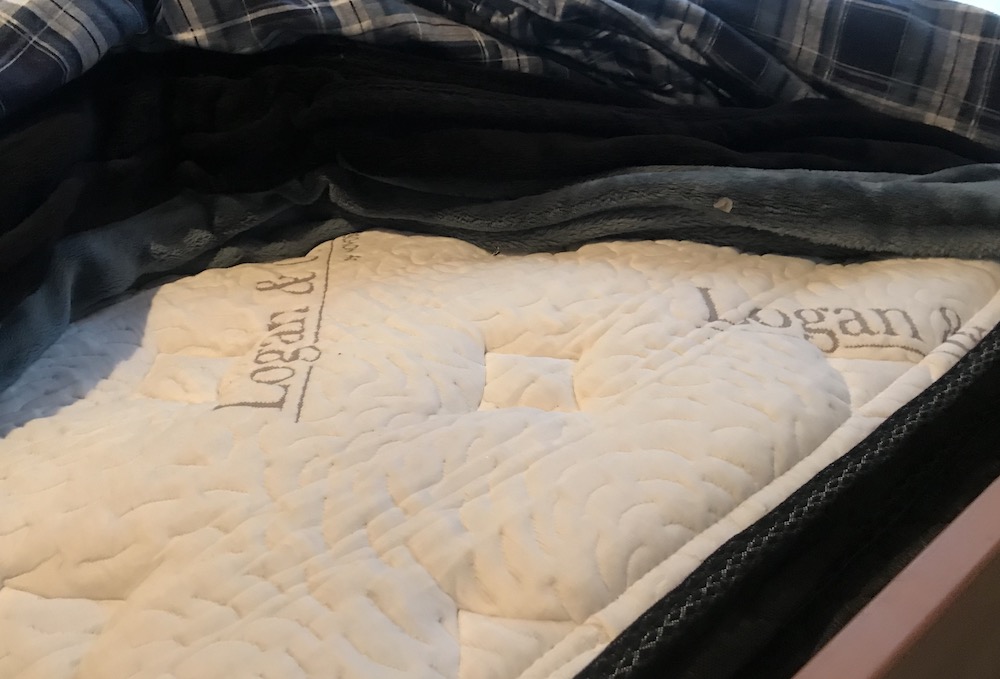 Logan and Cove mattress review