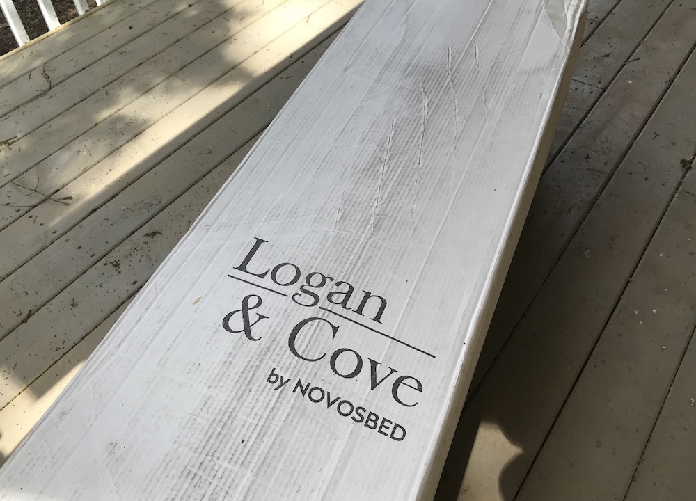 Unbox Logan & Cove mattress