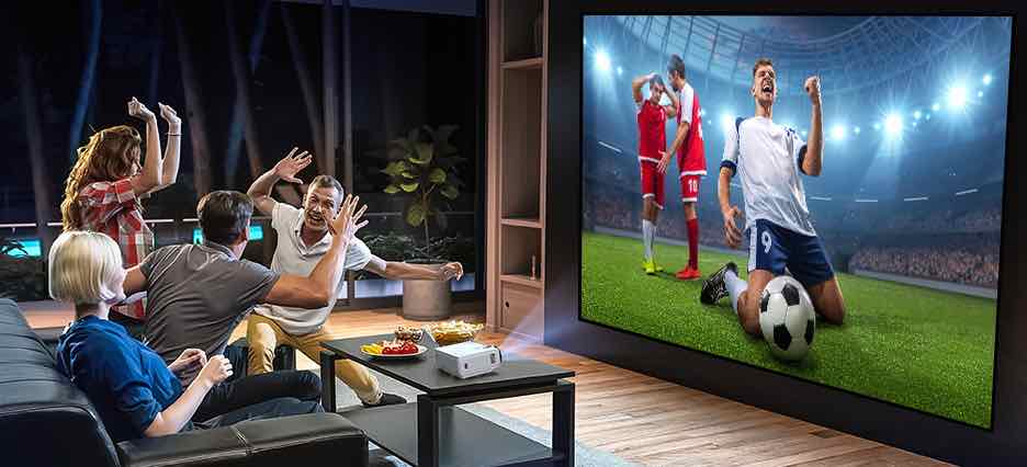 tv vs projector for sports