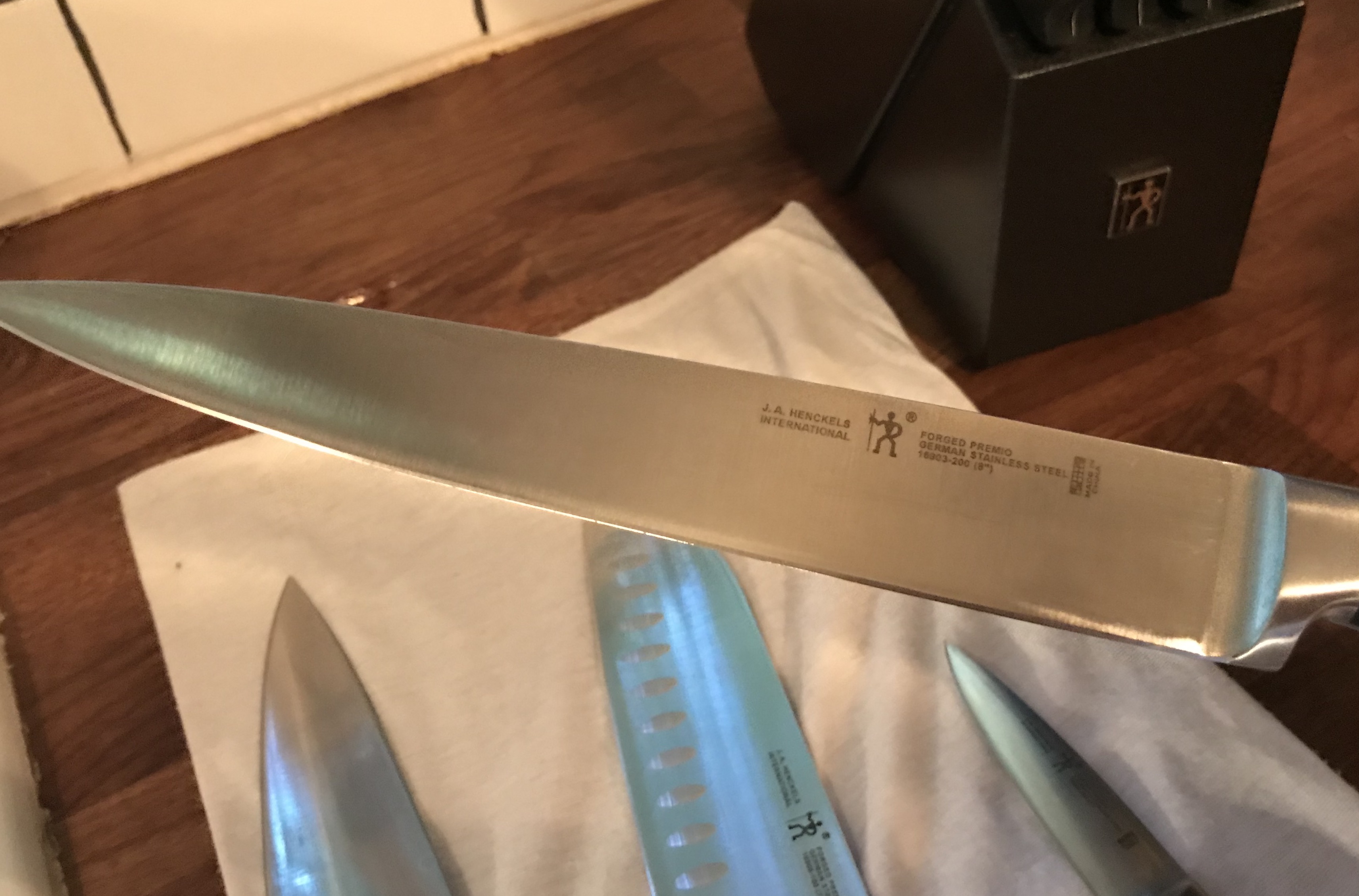 J.A.Henckels Carving Knife review