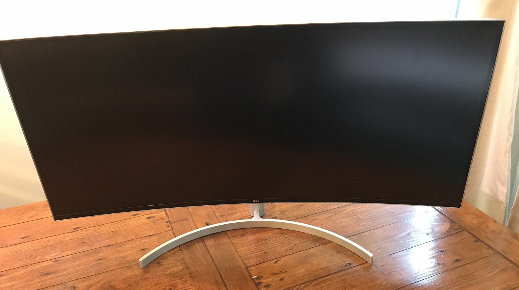 LG 38WK95C Curved 38” UltraWide Monitor - unboxed