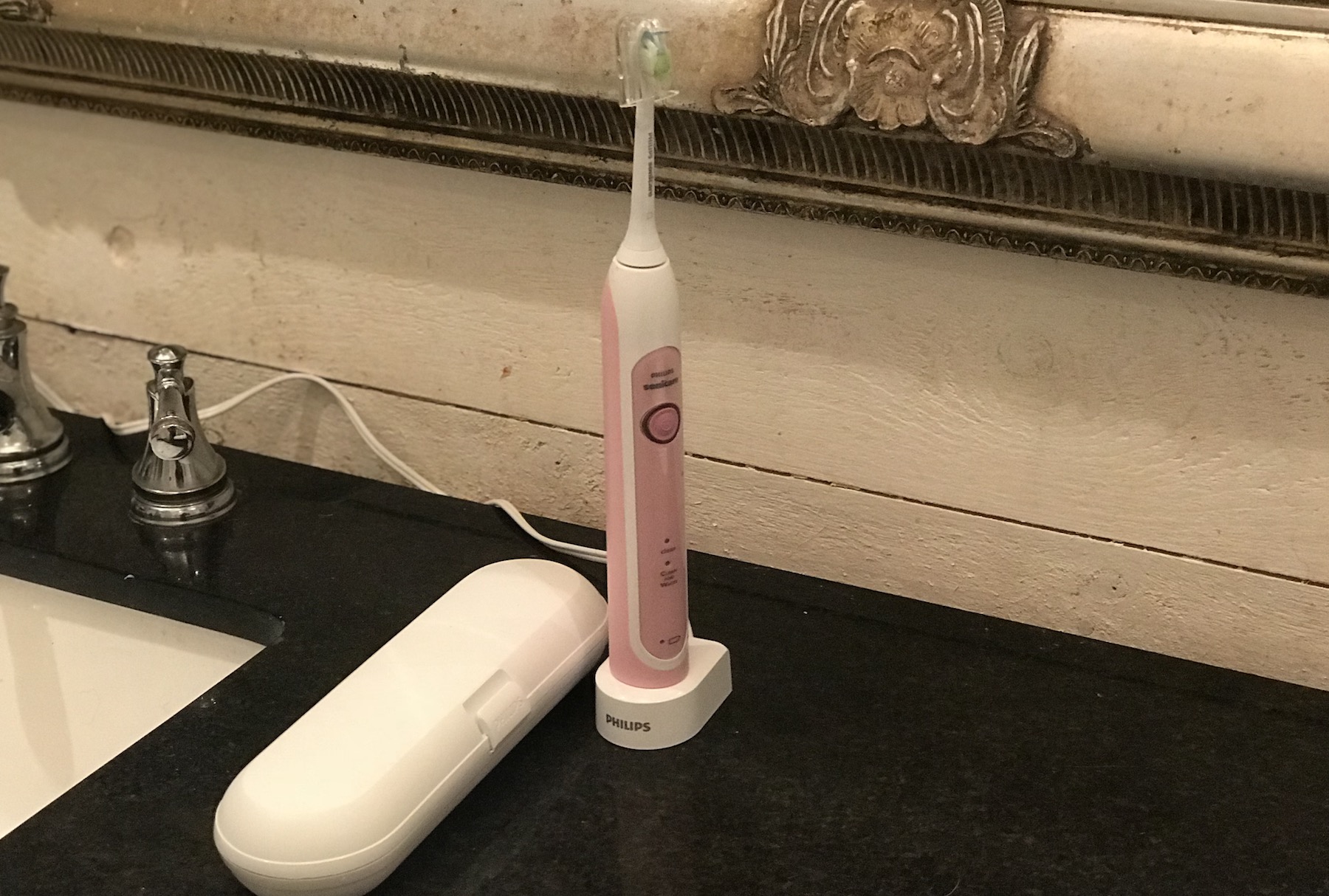 Philips HealthyWhite Sonic Toothbrush Review
