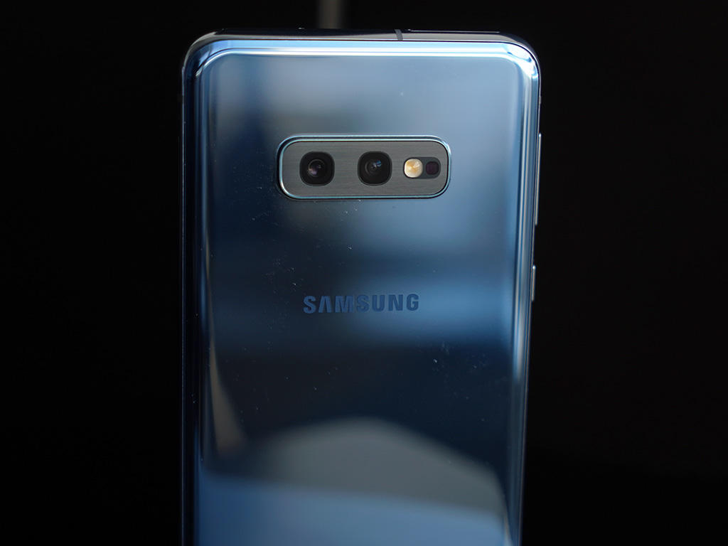 samsung galaxy s10e - performance and software