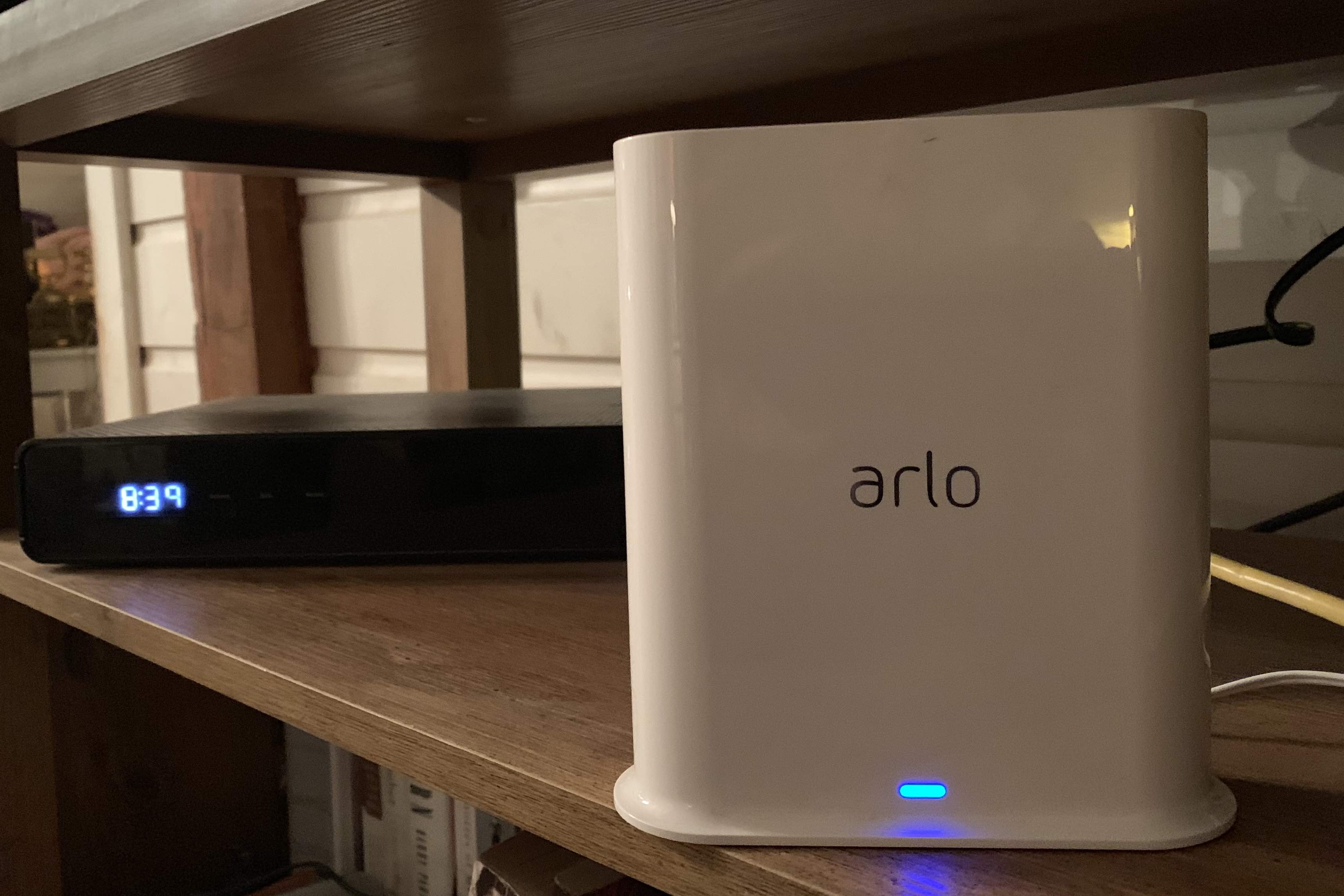 Arlo Smart Hub