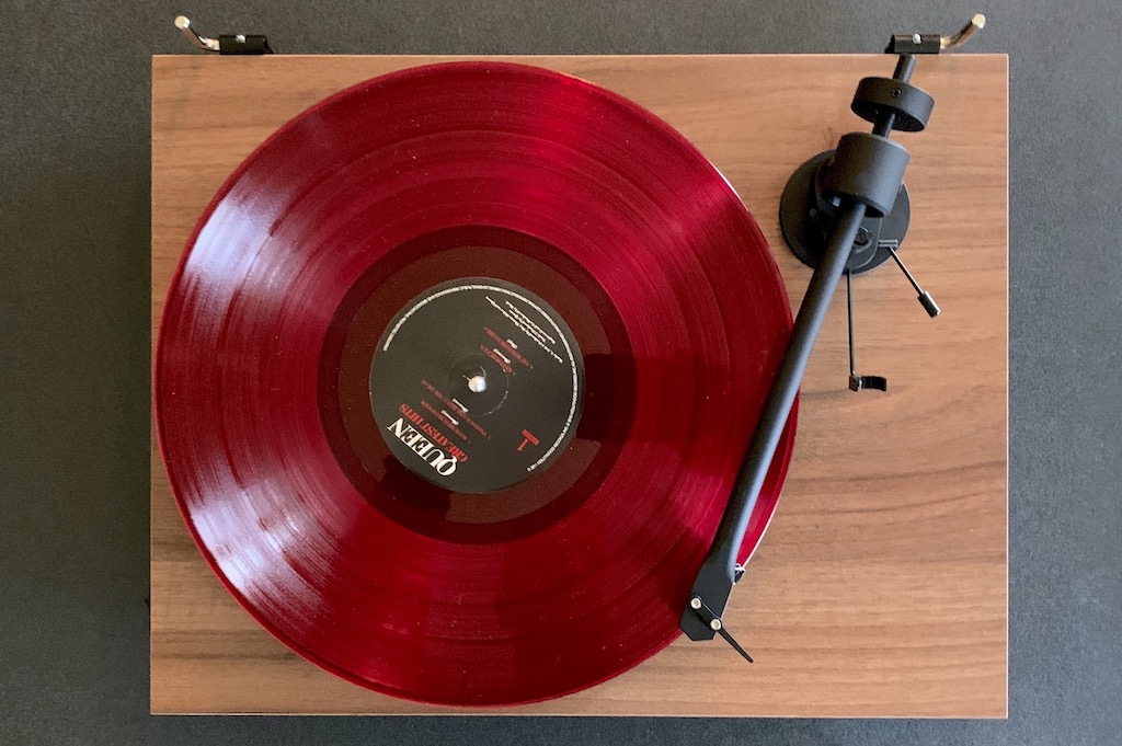 12 Days of Christmas, Pro-Ject turntable