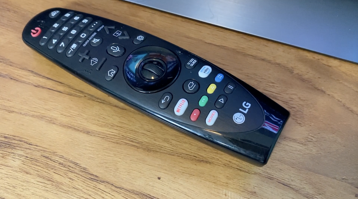LG C9 OLED 4K TV's magic remote