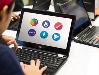 Chromebook может стать вашим семейным компьютером