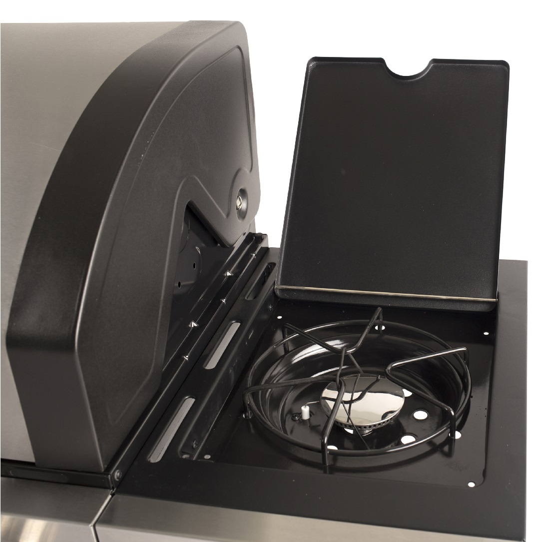 image of a side burner from the Dyna-Glo DGB495SDP-D Propane BBQ