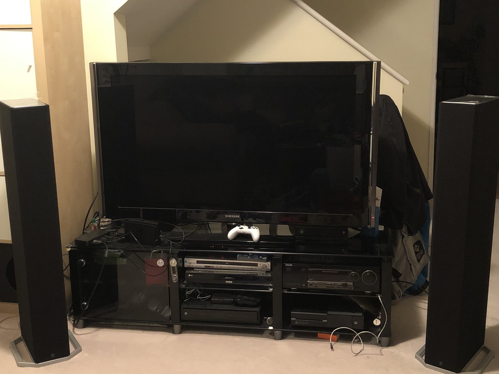 BP-9060 Living Room Setup