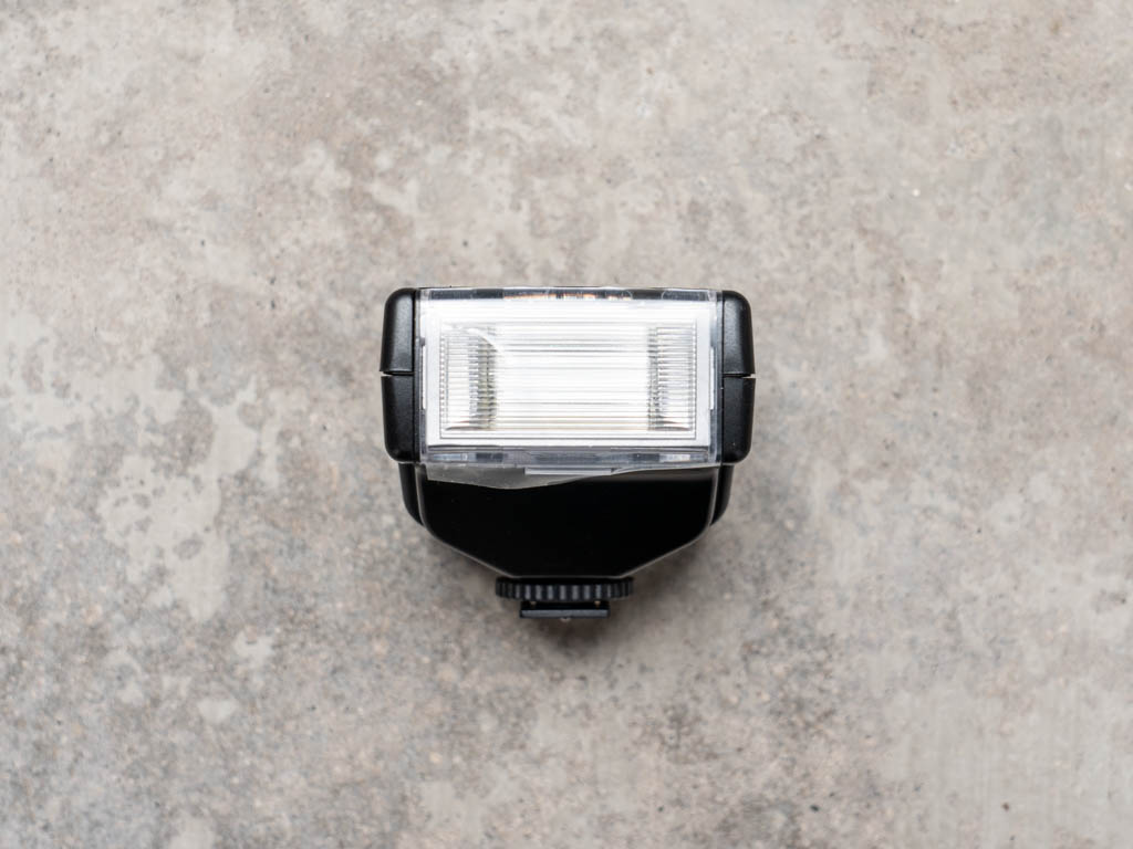 A photo of the Ultimaxx low profile automatic flash unit