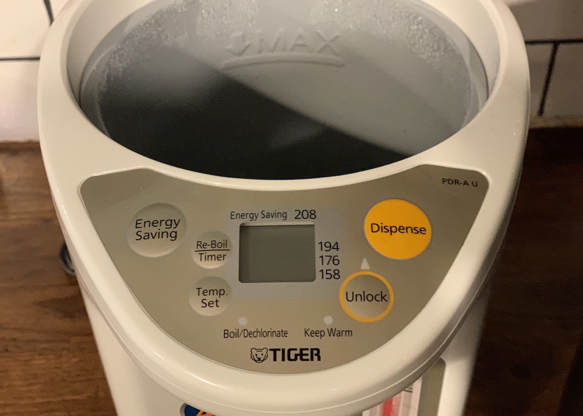 Tiger water boiler and warmer