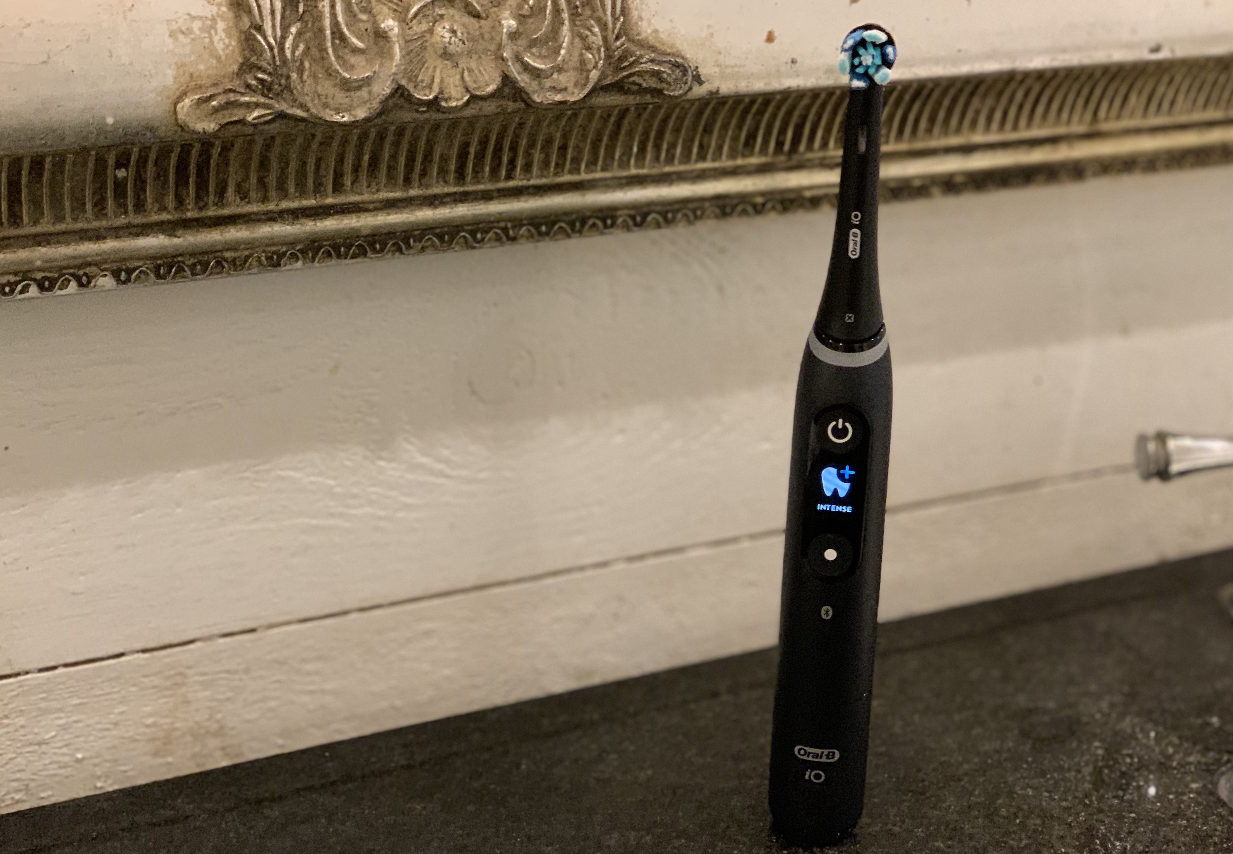 Oral-B iO8 Electric Toothbrush review