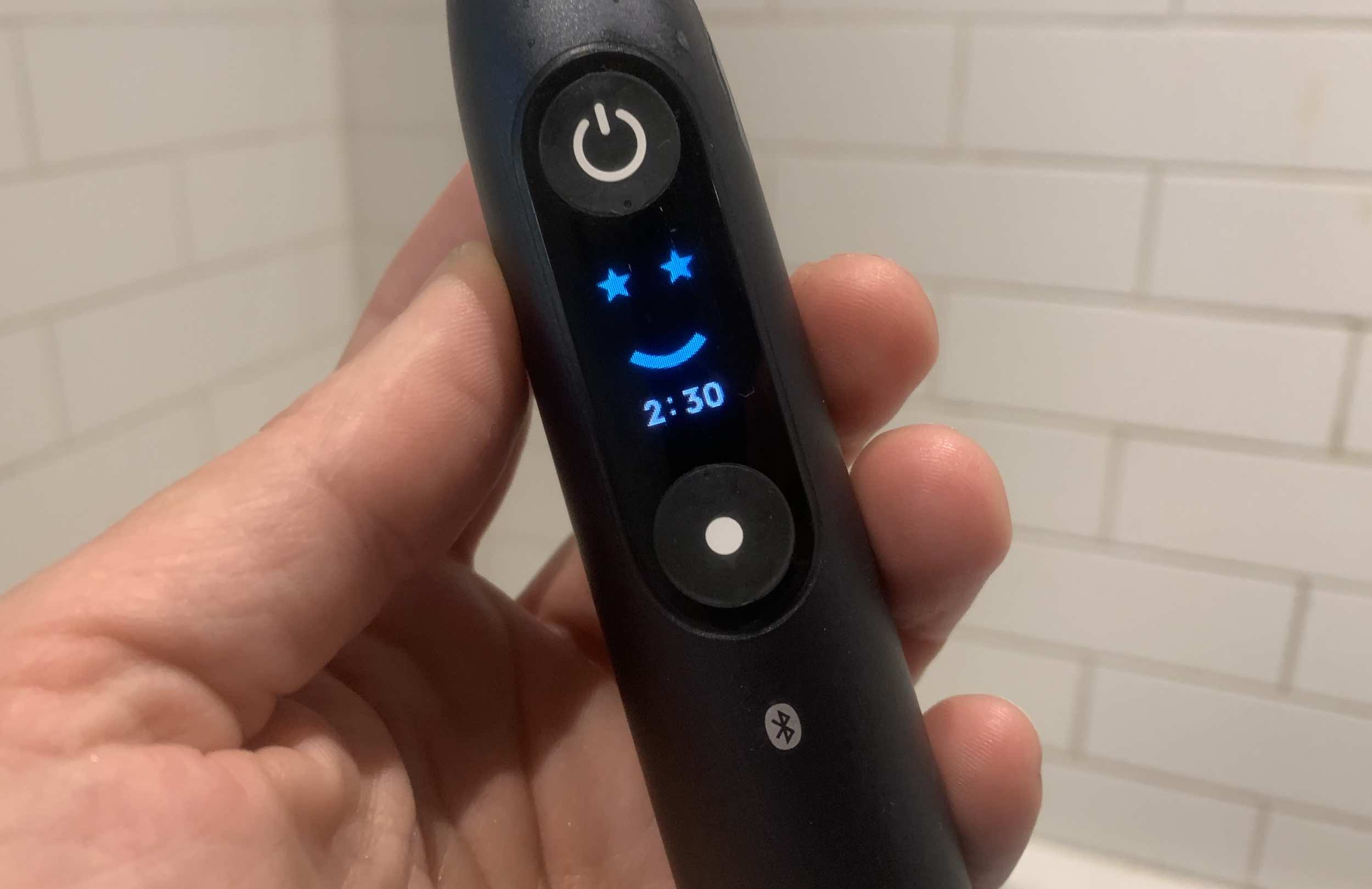 Oral-B iO8 electric toothbrush review