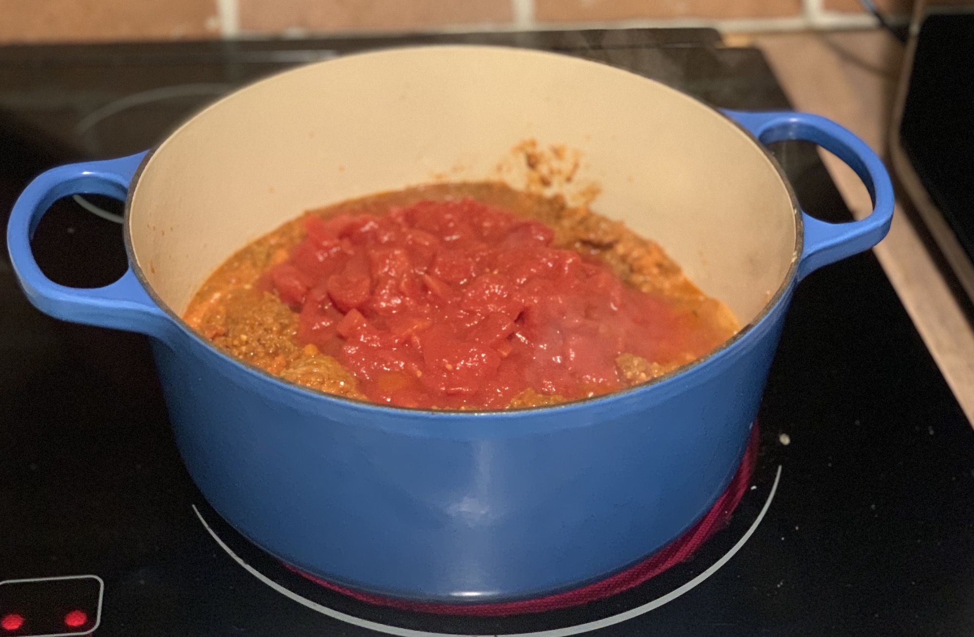 Spaghetti sauce dutch oven