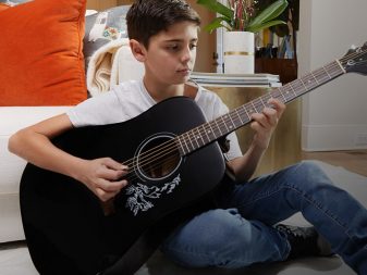 The right guitar for your child