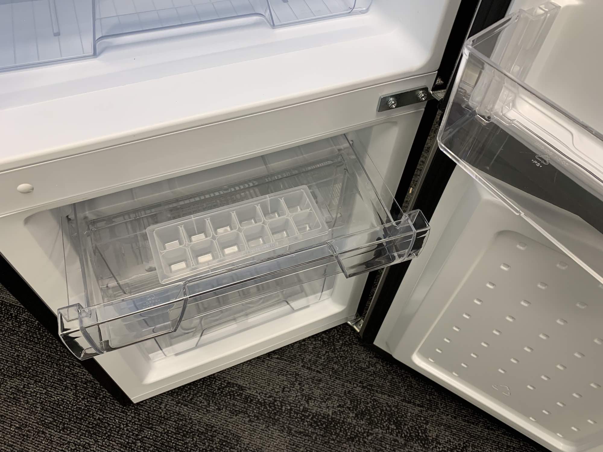 ice cube tray insignia mini fridge