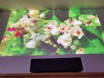 BenQ V7050i projector - with screen