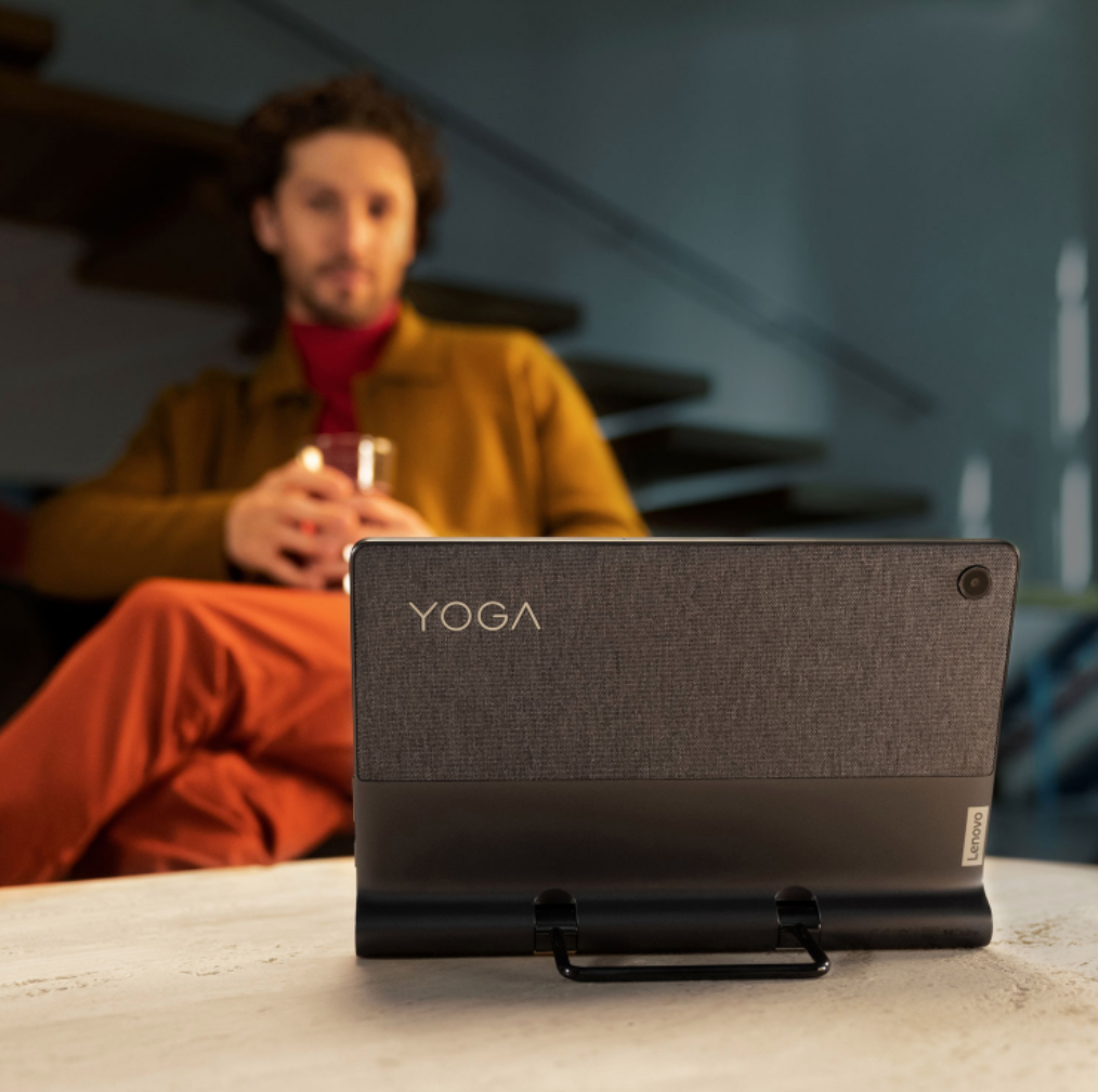 Man with the Lenovo Yoga tablet