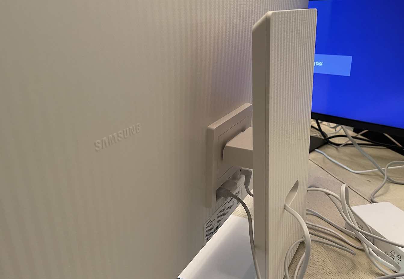 Samsung M8 smart monitor review