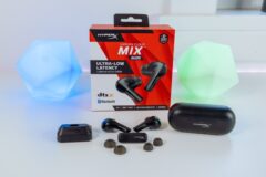 HyperX Cloud Mix Buds and accessories