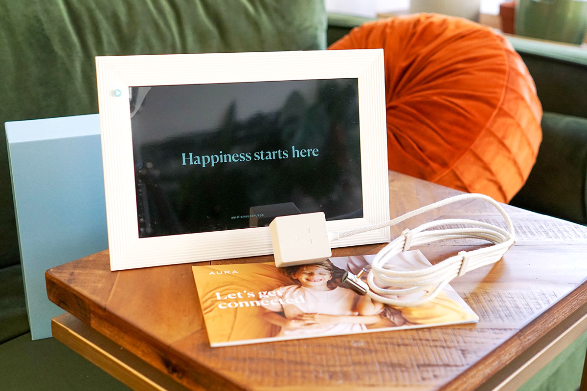 Aura Carver WiFi Digital Photo Frame review