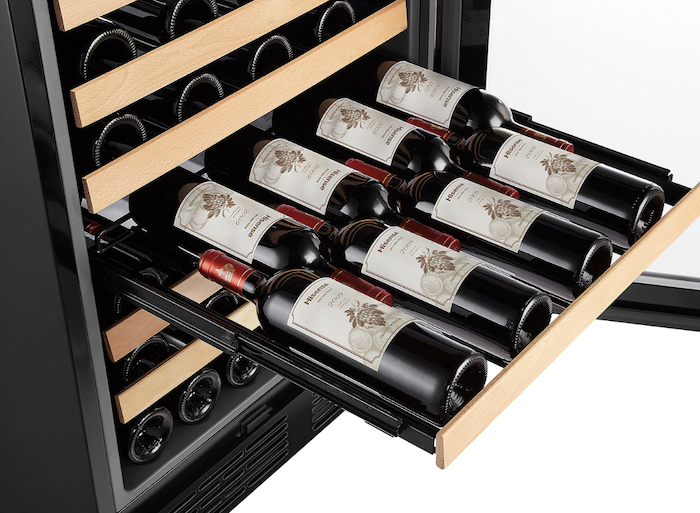Hisense wine cooler shelf