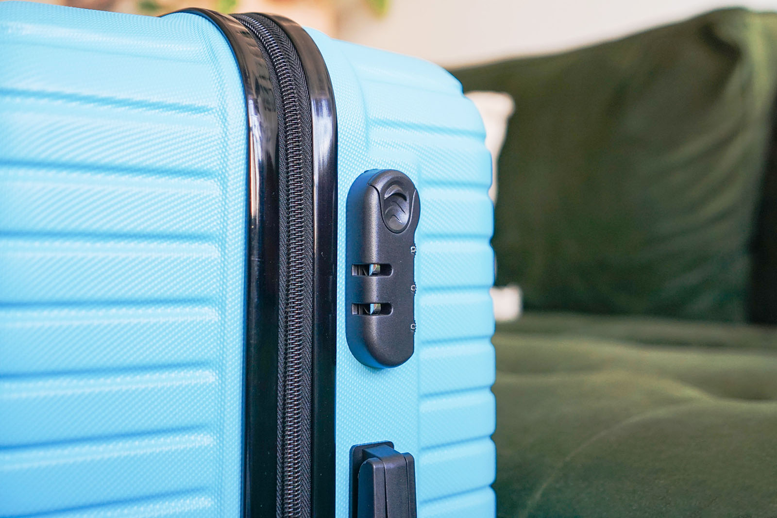 Nicci 3 piece hard side luggage review 3