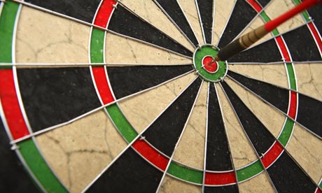 How To Get A Bullseye In Darts Game Pigeon