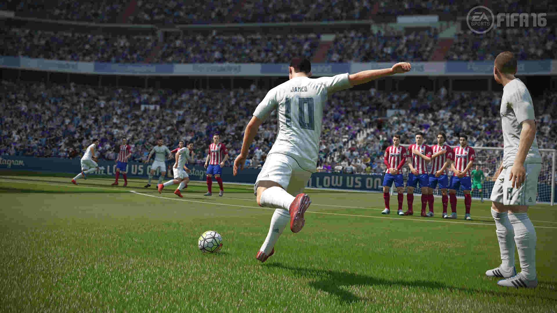 FIFA 16 Penalty Kick.jpg