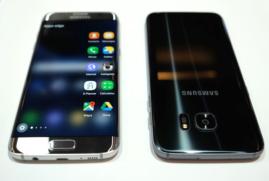 Galaxy-S7-front-and-back.jpg