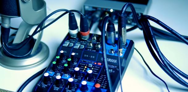 The Yamaha MG06X is an incredibly compact 6-channel mixer