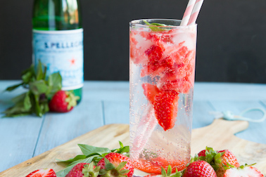 Strawberry-Basil-Lemonade-8683-2.jpg