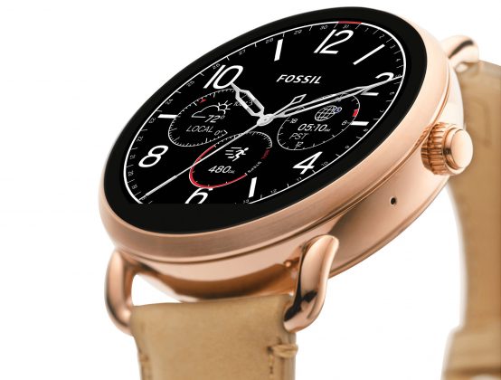 fossil vs michael kors smartwatch 2018