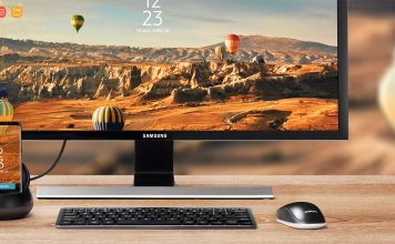 Samsung DeX station in action