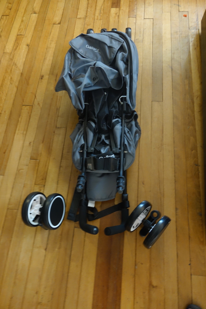 Guzzie and guss store gallant stroller