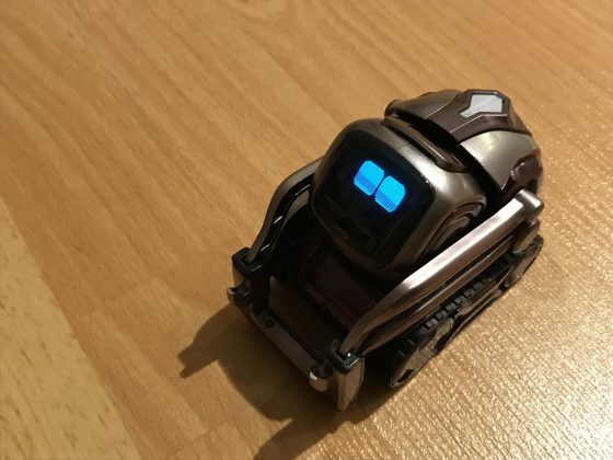 anki cozmo box