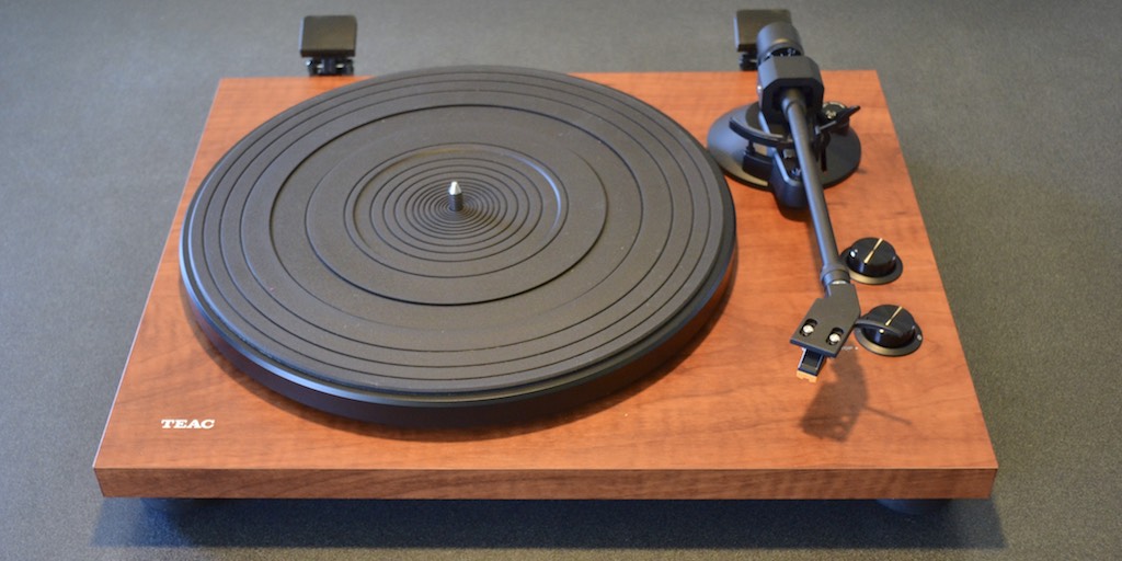 TEAC TN-280 review: a connected turntable | Best Buy Blog
