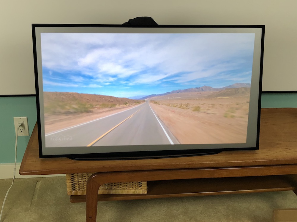 JVC LX-UH1 4K HDR DLP projector review | Best Buy Blog JVC LX-UH1 4K HDR DLP projector review | Best Buy Blog