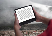 Person reading on Kobo Forma in landscape orientation.