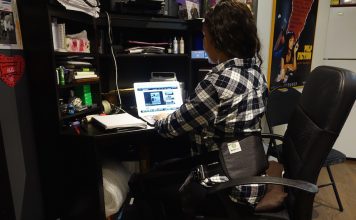 betterback posture support review - at desk