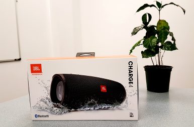 Malaise Pijl bescherming Enter for a chance to win a JBL Charge 4 portable Bluetooth speaker