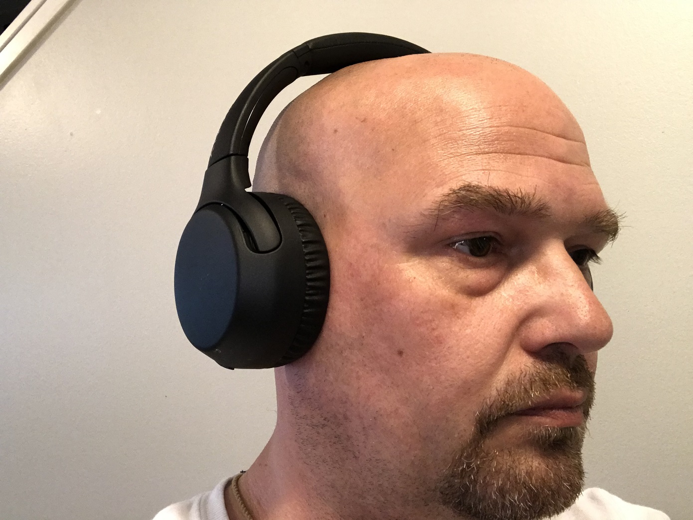 Review: Sony WH-XB700 Wireless Headphones | Best Buy Blog