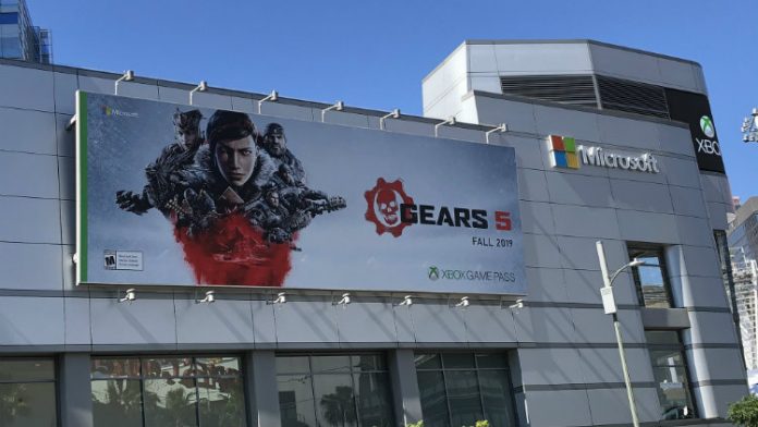 E3